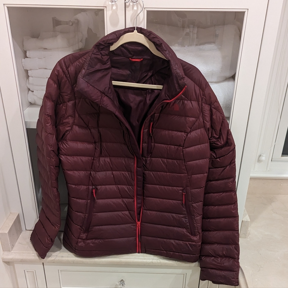 North Face light weight puffer jacket